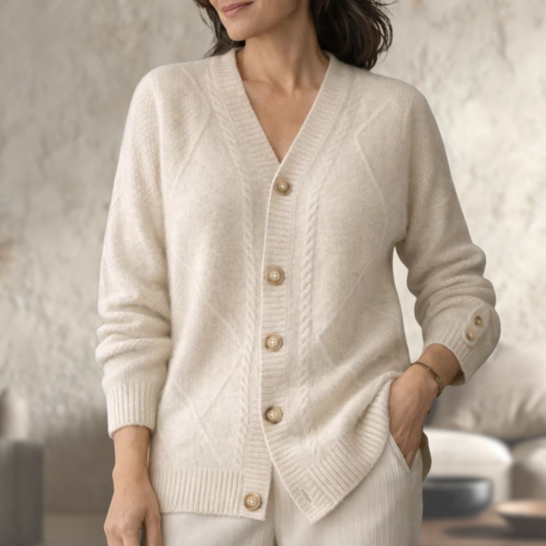 Paola | Cardigan Morbido in Maglia