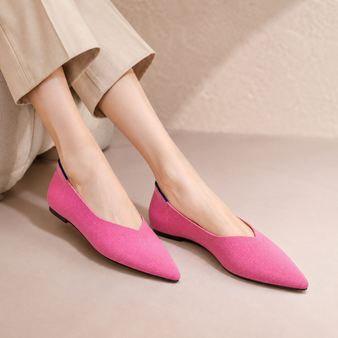 Ballerine donna rosa scuro a punta affilata con scollo a V e suola piatta