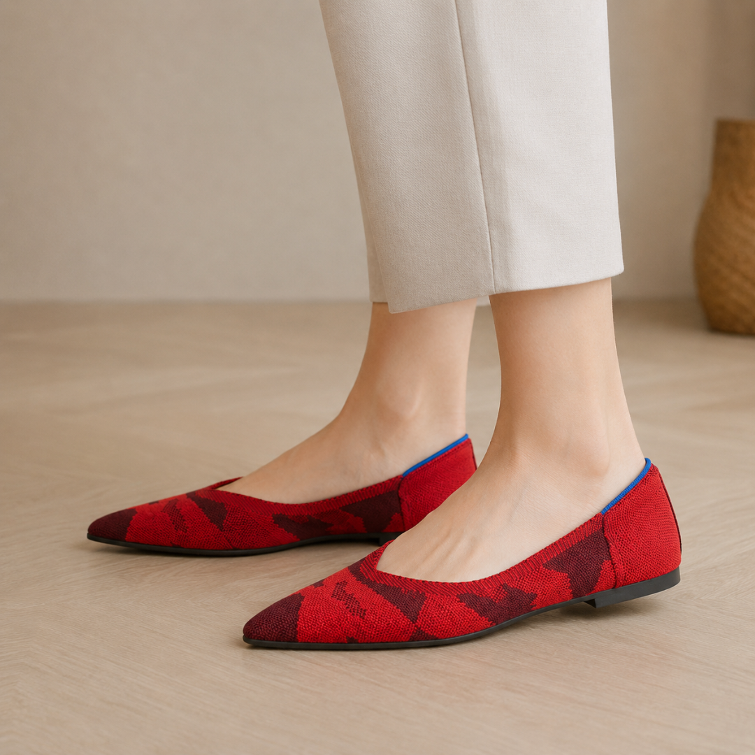 Ballerine rosse a punta effetto maglia con profilo scollato e suola piatta