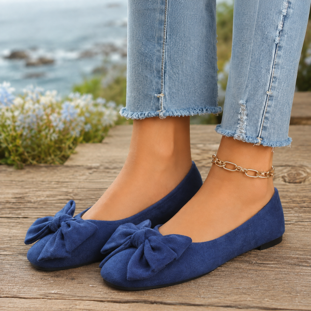 Ballerine blu navy con maxi fiocco, punta tonda e suola piatta sottile