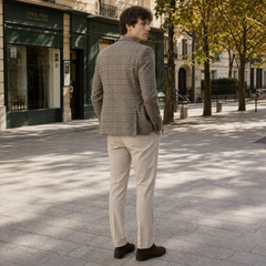 Retro del blazer uomo tortora a quadri con spacco posteriore centrale