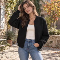 Bomber donna nero con motivo geometrico in rilievo e fondo a costine