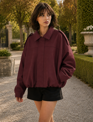 Bomber donna oversize rosso con colletto a camicia e chiusura frontale coperta