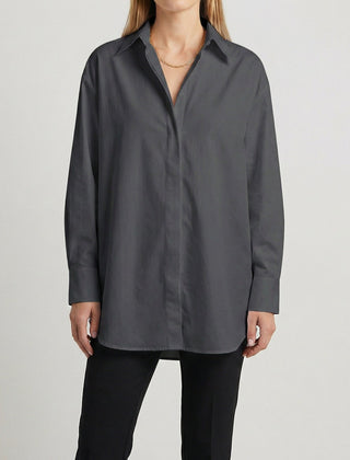 Camicia donna grigio scuro oversize con scollo a V e maniche lunghe fluide