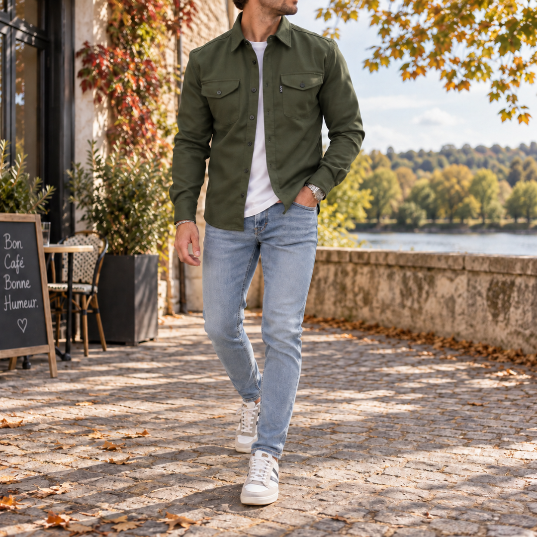 Camicia giacca verde militare da uomo con taschini con patta abbottonata