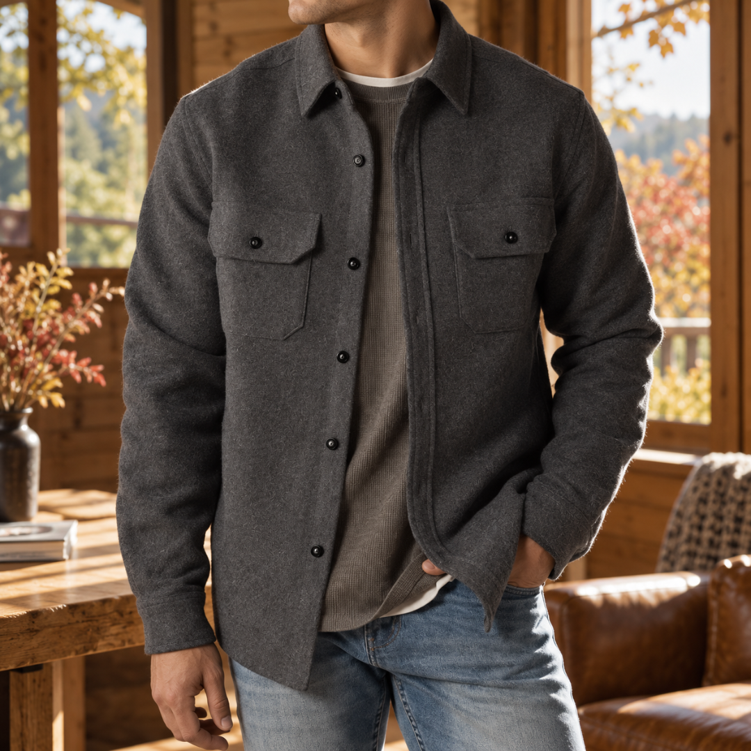 Camicia giacca uomo grigio scuro con tasche con patta e maniche lunghe