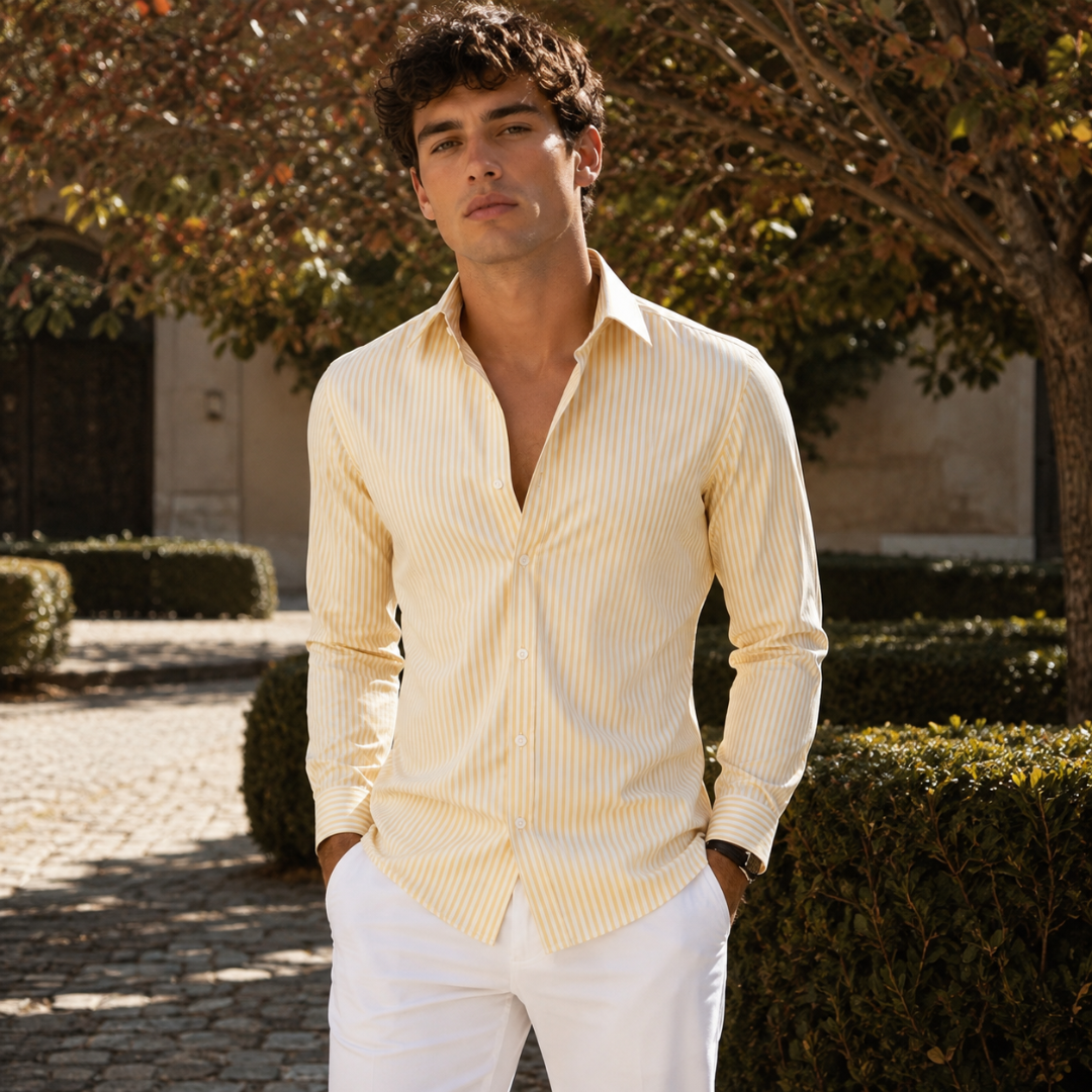 Camicia uomo gialla a righe verticali sottili con collo classico e maniche lunghe