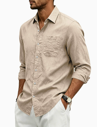 Camicia uomo beige chiaro con taschino applicato e maniche lunghe risvoltate