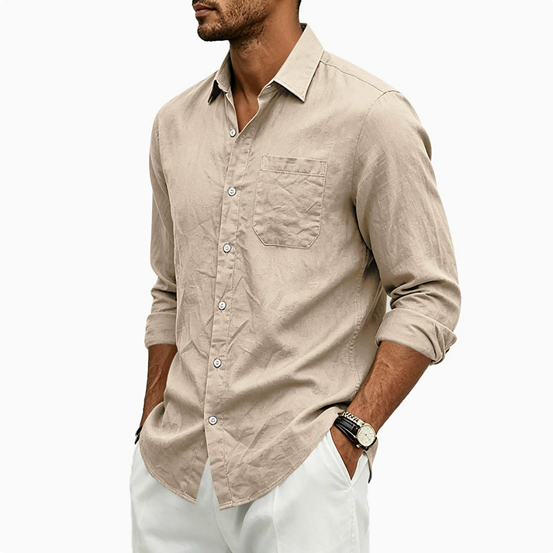 Camicia uomo beige chiaro con taschino applicato e maniche lunghe risvoltate