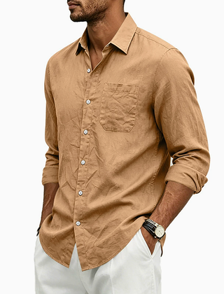 Camicia uomo kaki caldo con bottoni chiari e taschino sul petto