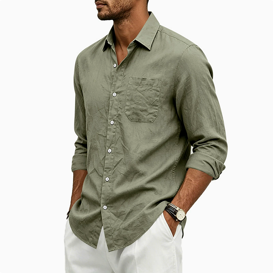 Camicia uomo verde militare con taschino sul petto e maniche arrotolate