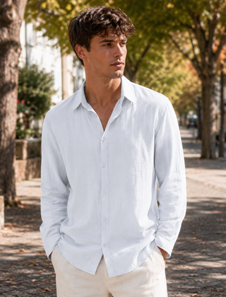 Camicia uomo bianca increspata con colletto a punte e bottoni tono su tono