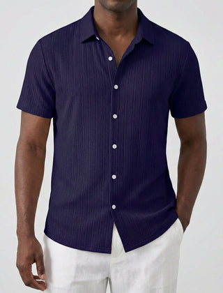 Camicia uomo maniche corte blu navy con bottoni bianchi e colletto classico