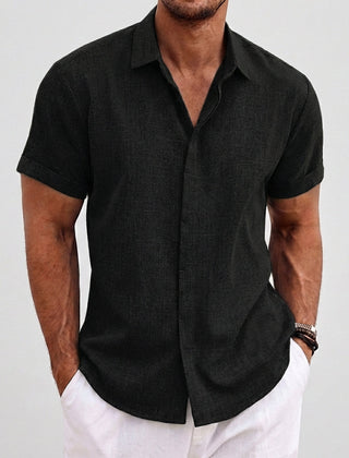 Camicia uomo nera maniche corte con abbottonatura frontale e orlo arrotondato