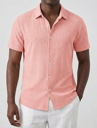 Camicia uomo rosa a maniche corte con colletto classico e bottoni bianchi