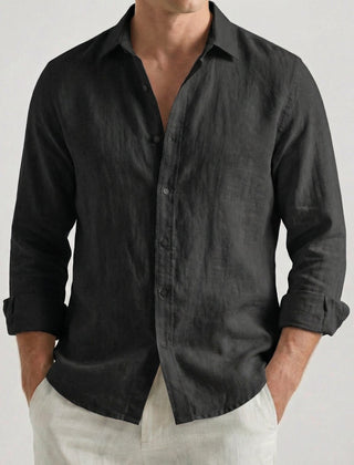 Camicia uomo nera con colletto classico e maniche risvoltate sull'avambraccio