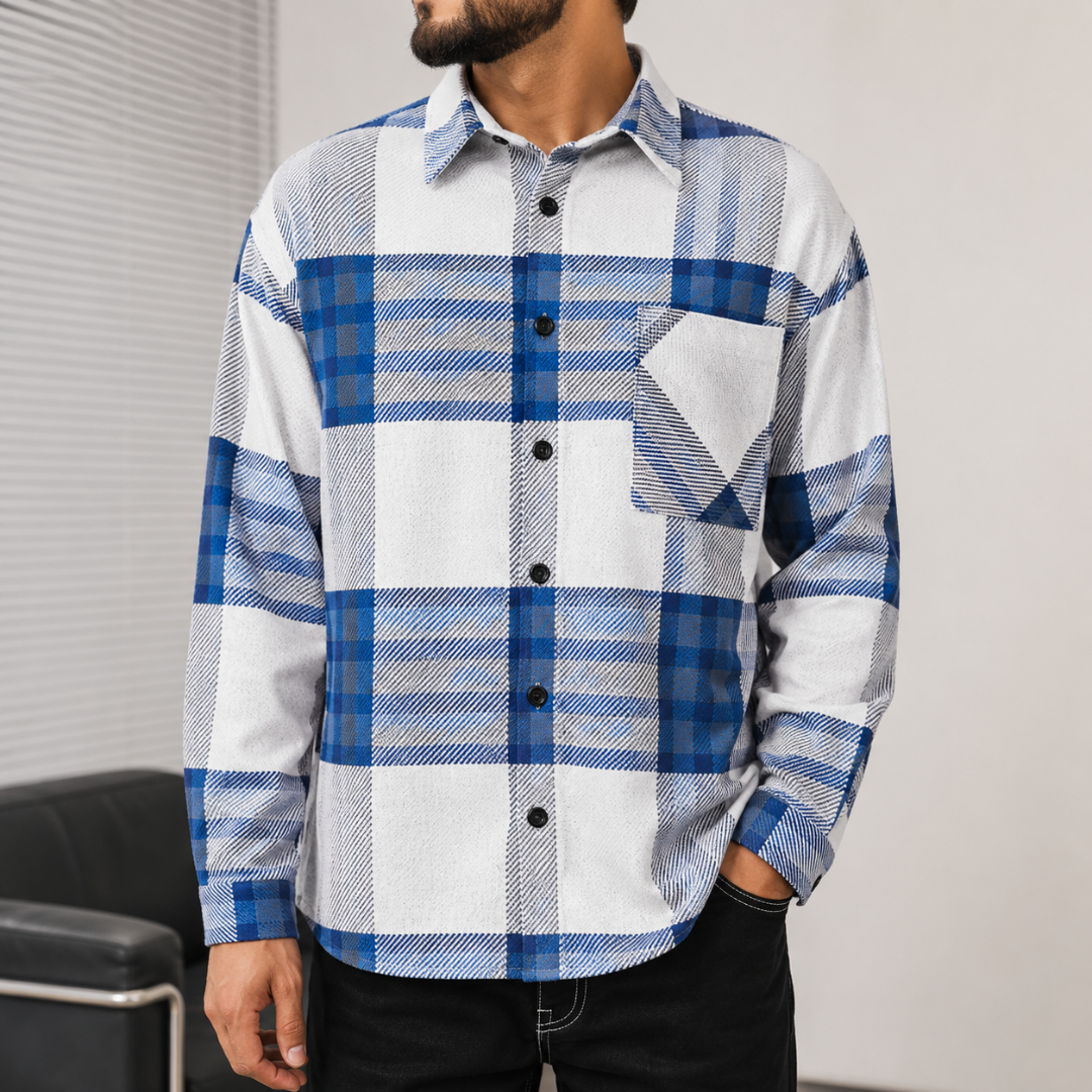 Camicia uomo blu scuro e bianca a quadri con chiusura frontale a bottoni