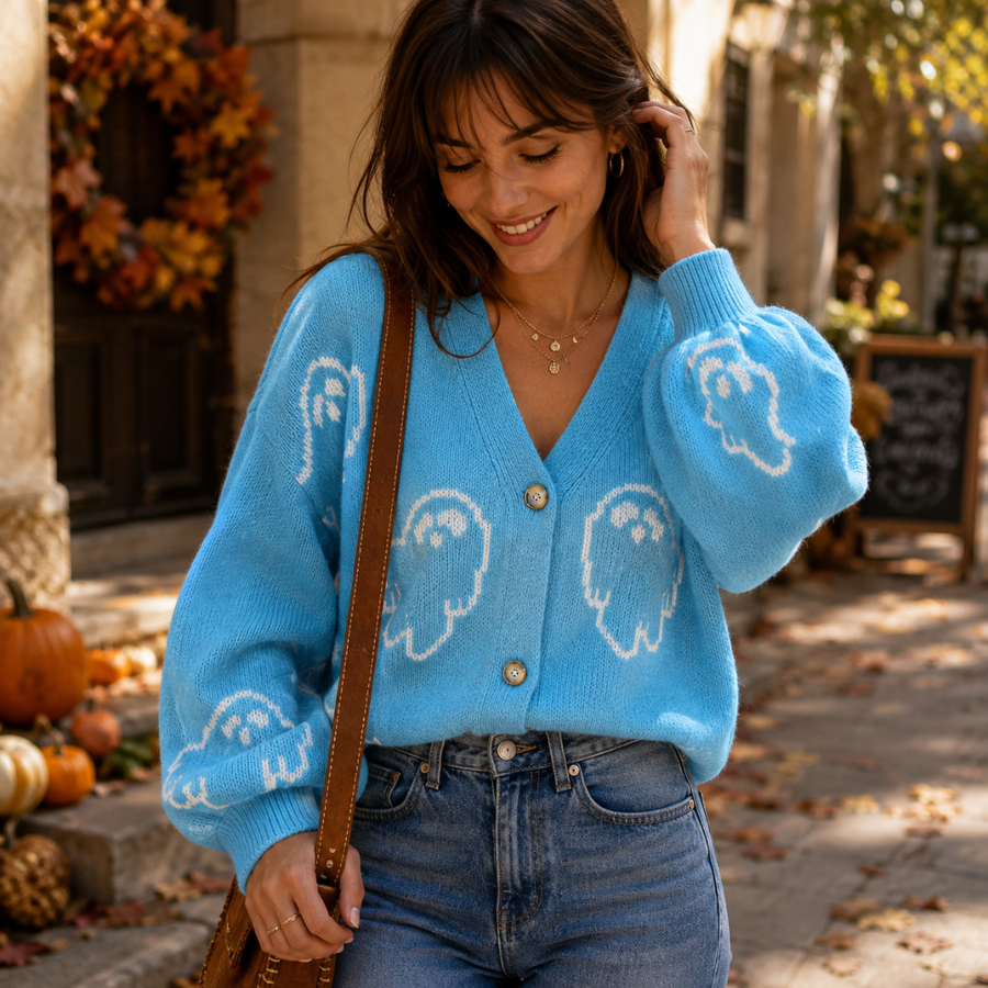 Cardigan donna blu con fantasmi bianchi, scollo a V e bottoni sul davanti