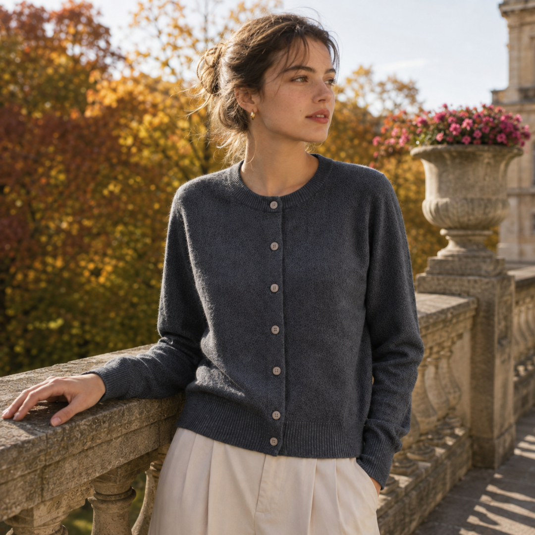 Cardigan donna grigio scuro con bottoni chiari e maniche lunghe a polsino