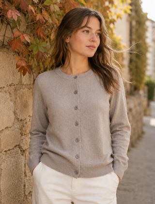 Cardigan donna tortora con chiusura frontale a bottoni e maniche lunghe