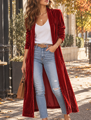 Cardigan lungo rosso effetto velluto con revers a scialle e tasche laterali