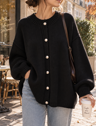 Cardigan donna nero oversize con bottoni dorati e polsini a coste