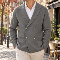 Cardigan uomo grigio doppiopetto con collo a revers e tasche applicate