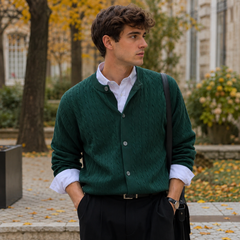 Cardigan uomo verde a trecce con collo alla coreana e bottoni sul davanti