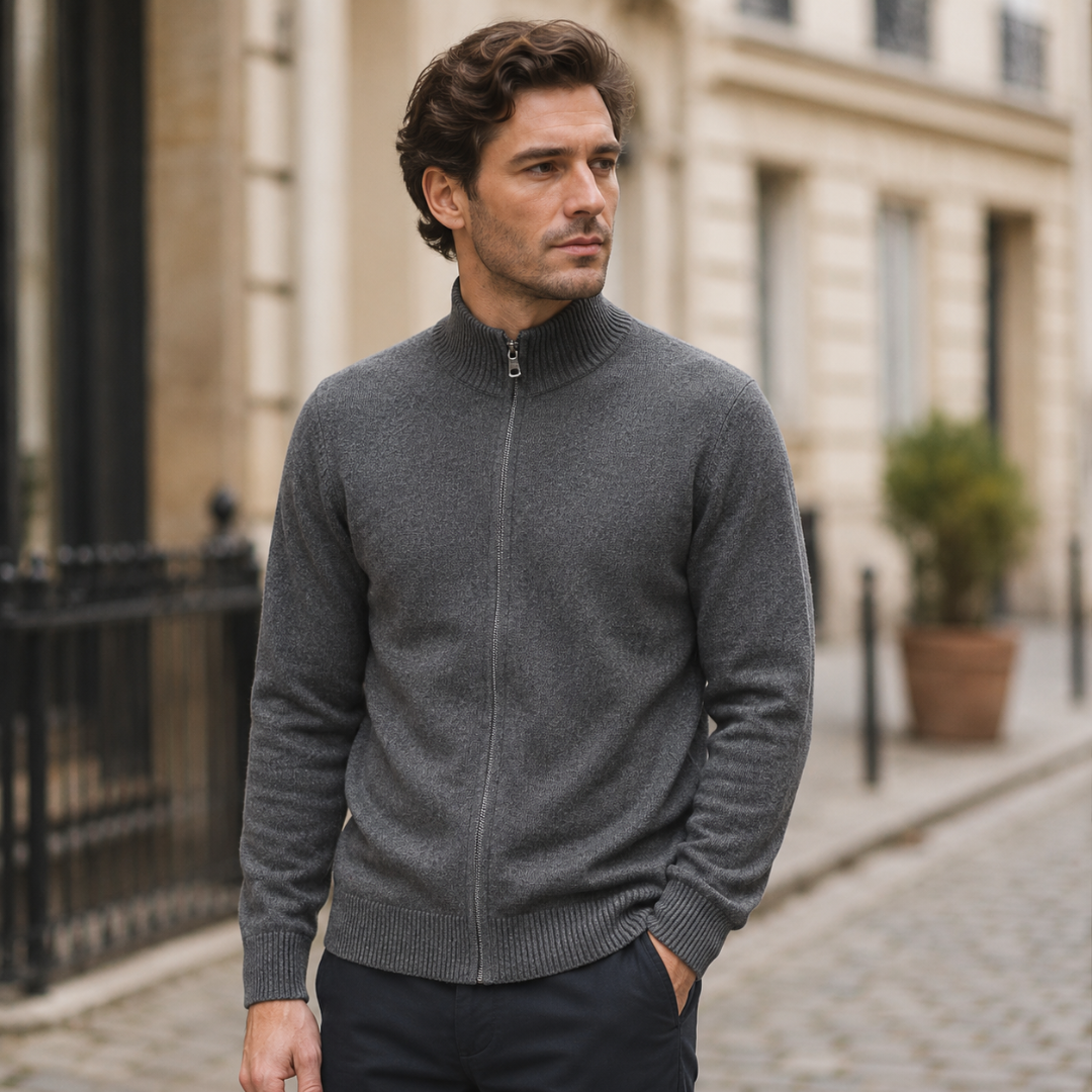 Cardigan uomo grigio con zip integrale e collo alto a coste, vista frontale