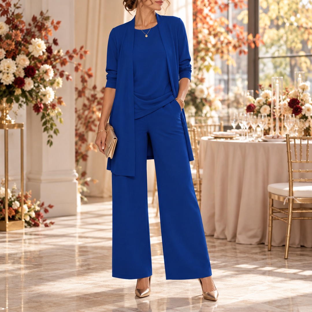 Completo donna blu royal con giacca lunga aperta e pantaloni larghi