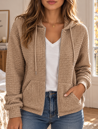 Felpa kaki con cappuccio e zip, tasche frontali e texture a quadretti in rilievo