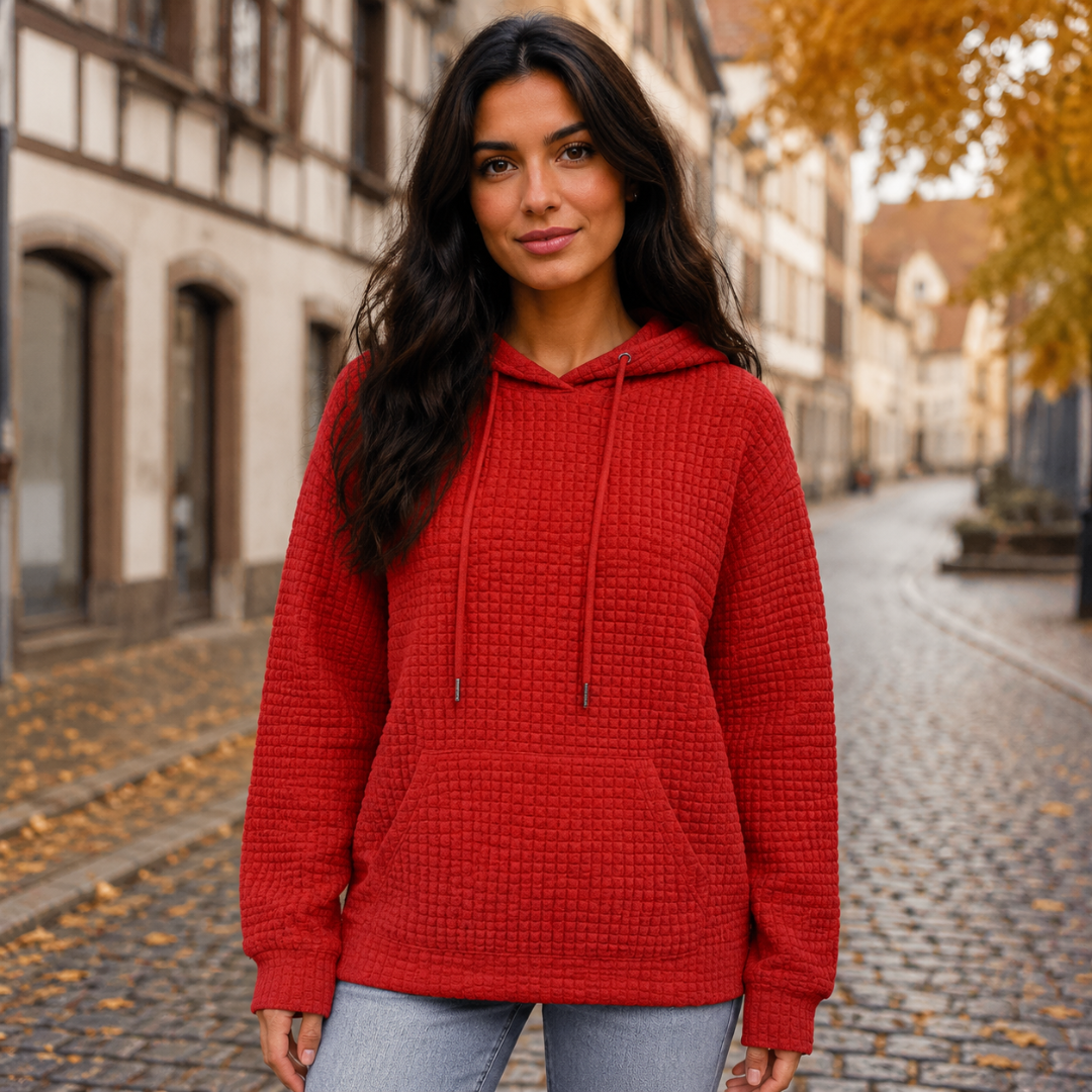 Felpa rossa con cappuccio a nido d'ape, coulisse con terminali metallici