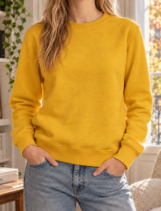Felpa donna color senape a maniche lunghe con collo a costine, vista frontale