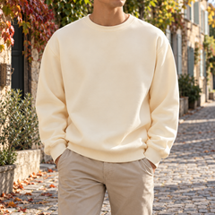Felpa uomo color crema con scollo girocollo a coste e maniche lunghe ampie