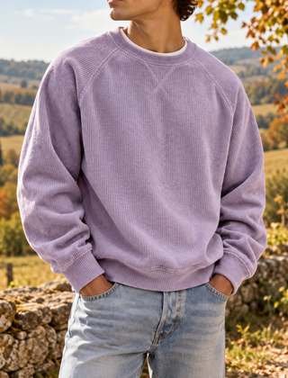 Felpa uomo lavanda in velluto a coste con maniche raglan e fondo a costine