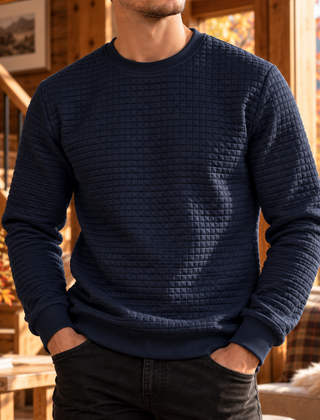 Felpa uomo blu navy con superficie trapuntata e scollo girocollo rifinito