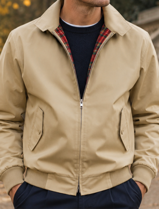 Giacca Harrington uomo beige con zip argentata e fodera a quadri rossa