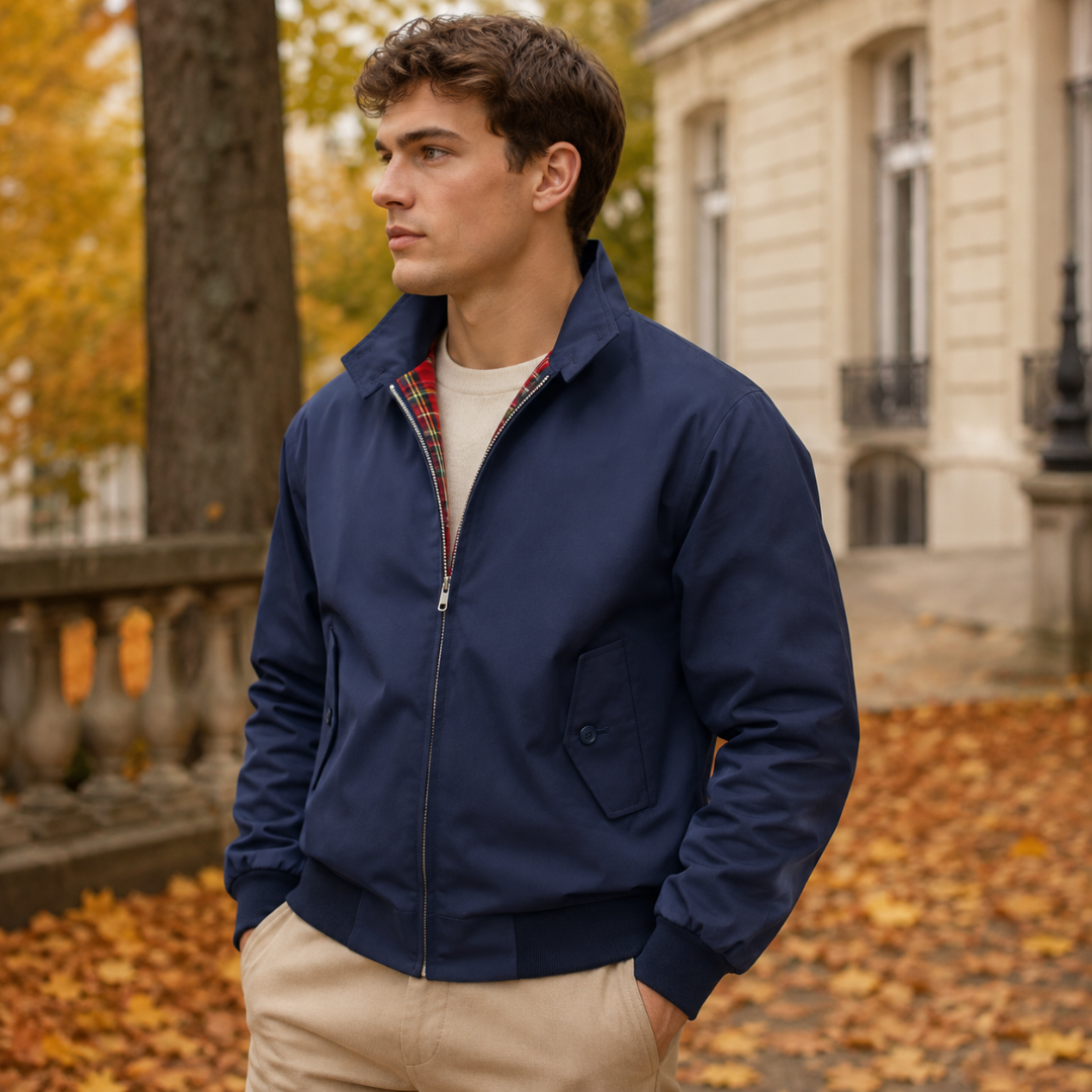 Giacca blu navy da uomo con colletto rialzato e interno a quadri rossi