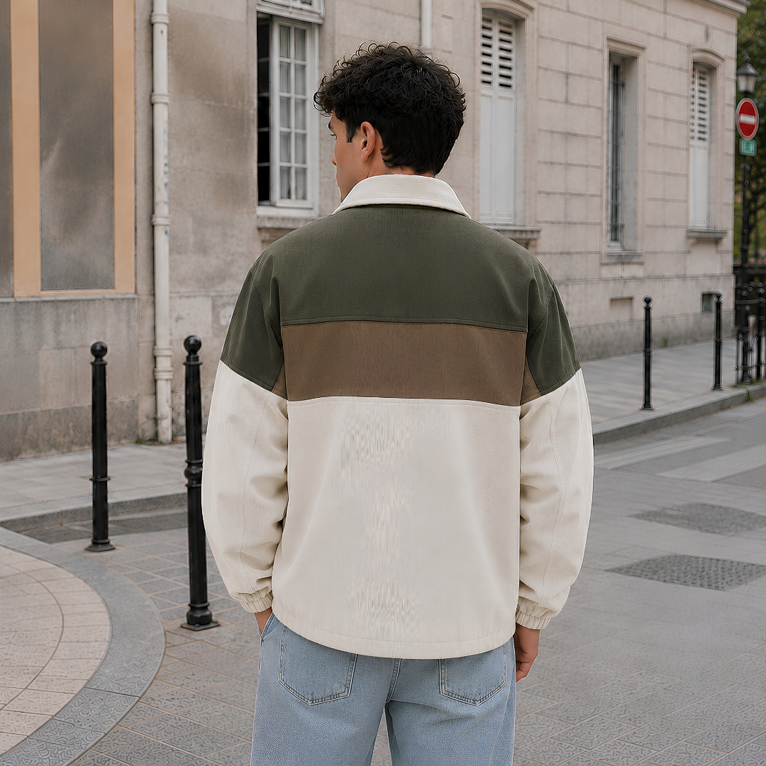 Retro della giacca uomo crema con fasce orizzontali verde e marrone a contrasto