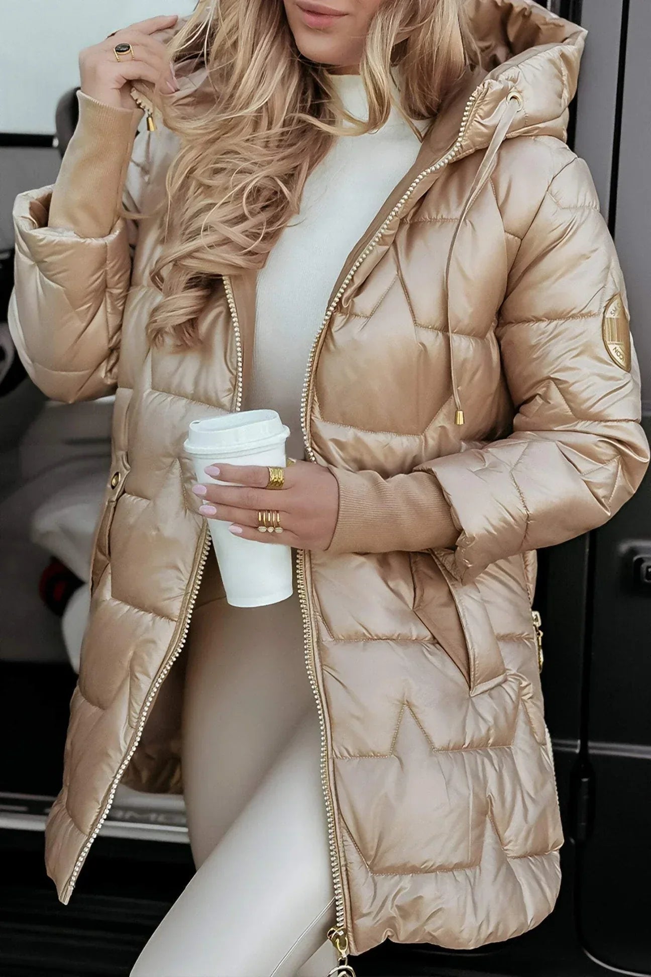 Nolwen | Cappotto Invernale Elegante con Cappuccio e Imbottitura