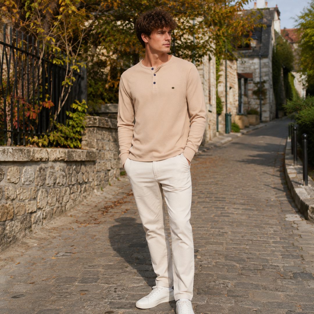 Maglia uomo serafino beige con trama in rilievo e polsini a coste