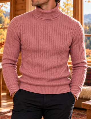 Maglione dolcevita uomo rosa con maglia a trecce verticali e bordi a coste