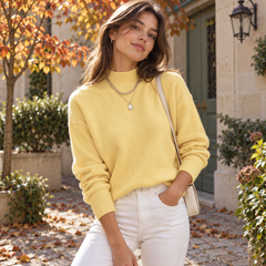 Maglione donna giallo a collo alto con maniche lunghe e fondo a costine