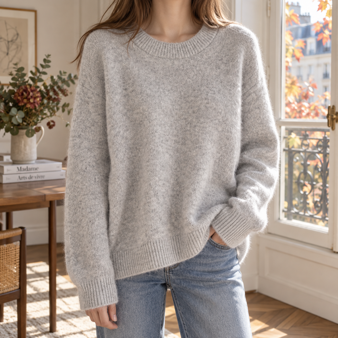Maglione donna grigio chiaro a girocollo dalla linea oversize con polsini a coste
