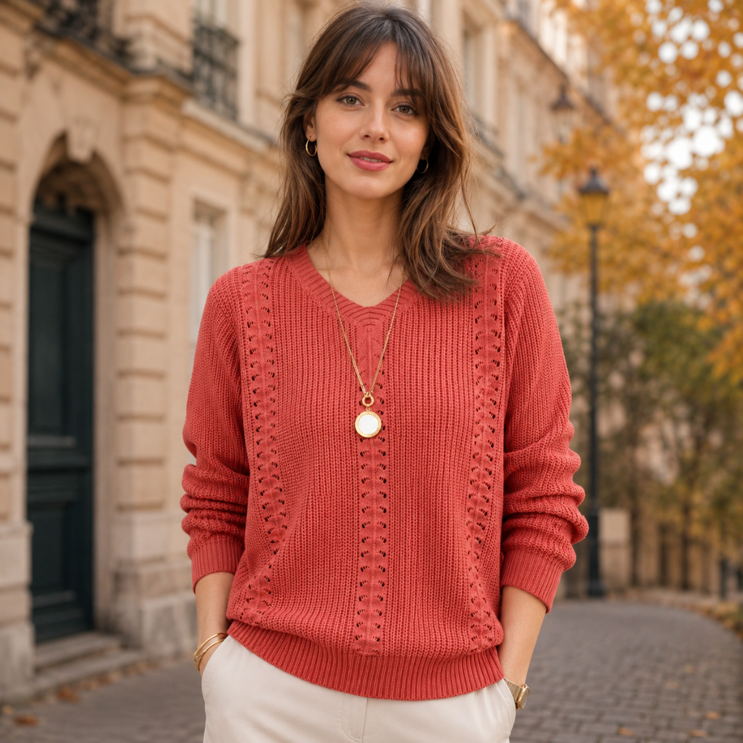Maglione donna rosso a scollo a V con righe traforate e maniche lunghe
