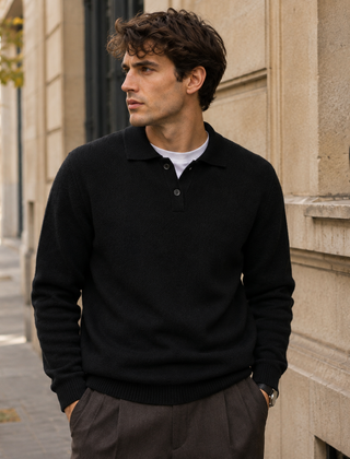 Maglione polo uomo nero con bottoni sul davanti e polsini a coste