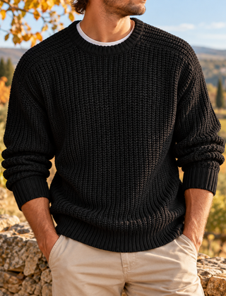 Maglione uomo nero a maglia a coste con maniche lunghe e fondo a costine