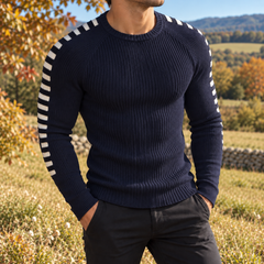 Maglione uomo blu navy a coste con girocollo e righe bianche sulle maniche