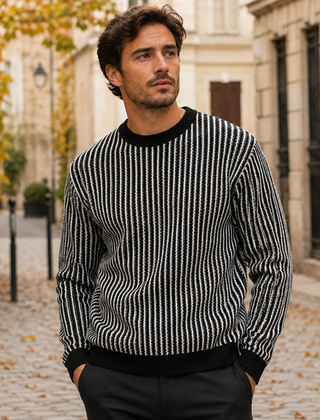 Maglione uomo nero e bianco a righe verticali con girocollo e fondo a costine