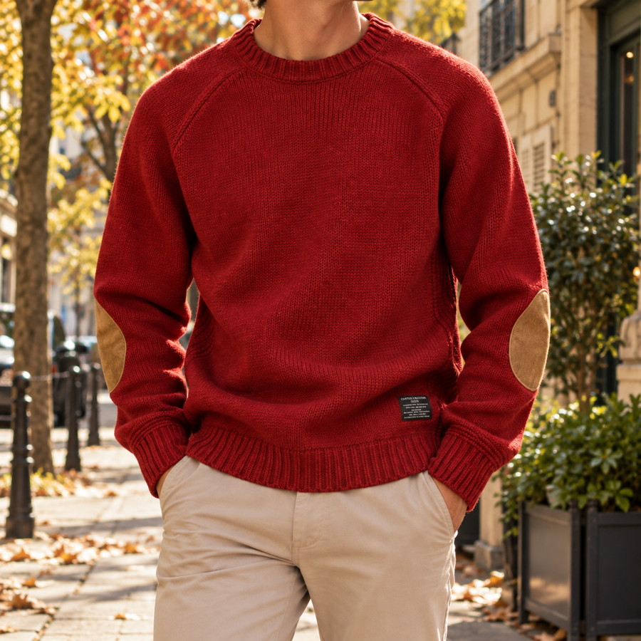 Maglione uomo rosso a girocollo con toppe ai gomiti e maniche raglan